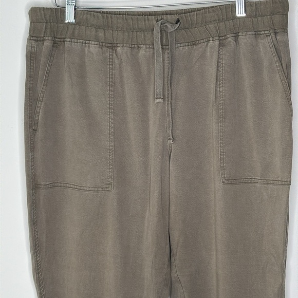 Roots Cotton Women's Jogger Pants in Olive Size XL - Picture 2 of 9